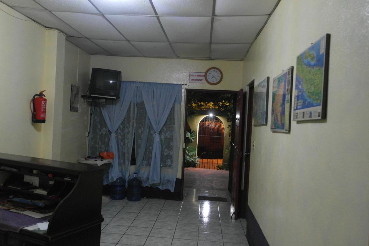 Hostal Nicaragua Guest House 马那瓜湖 外观 照片